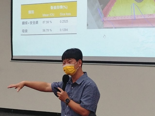講師の黄中和教授による建築情報モデル/AI人工知能の講義
