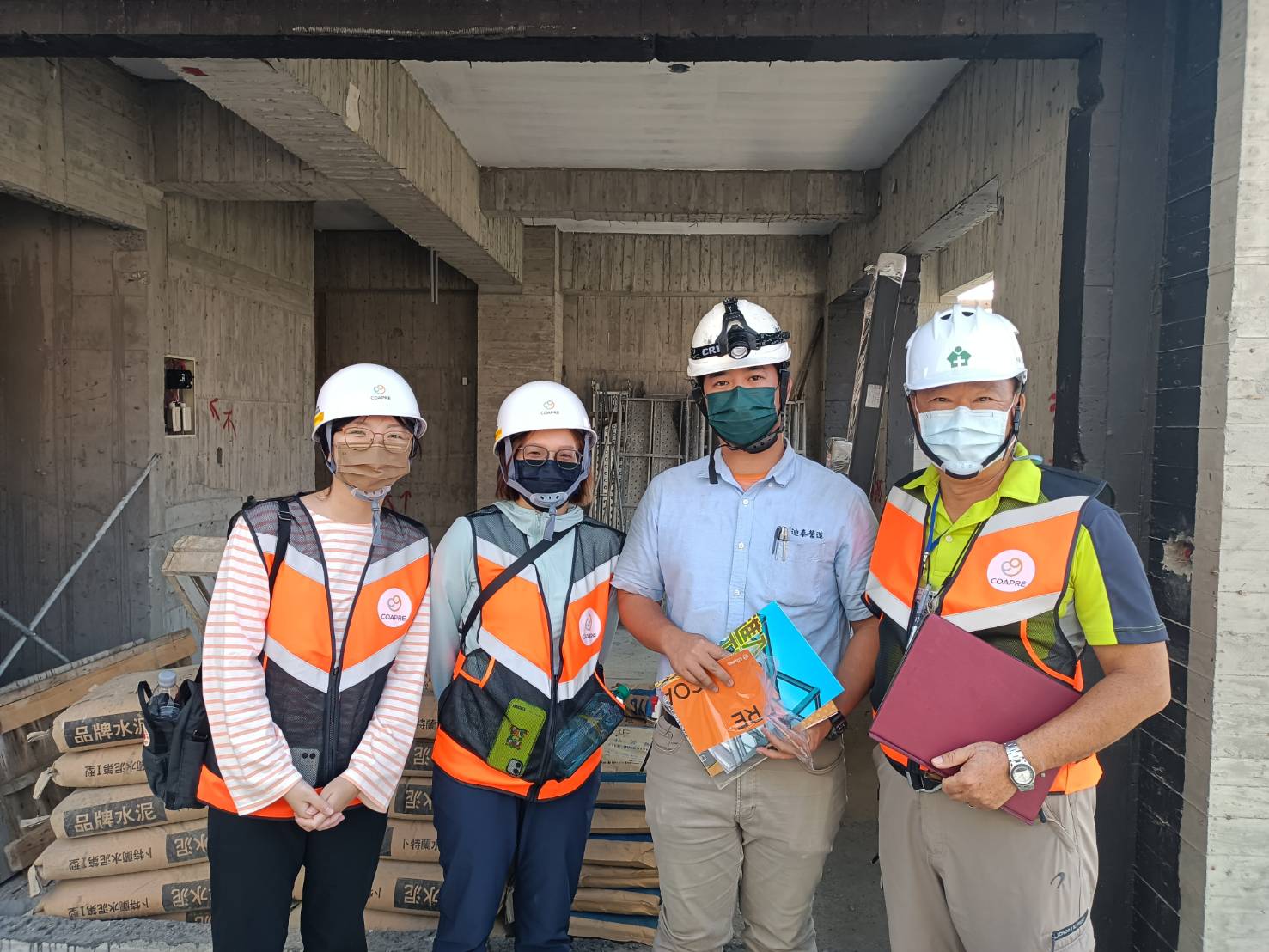 Center's employees with counseled workers