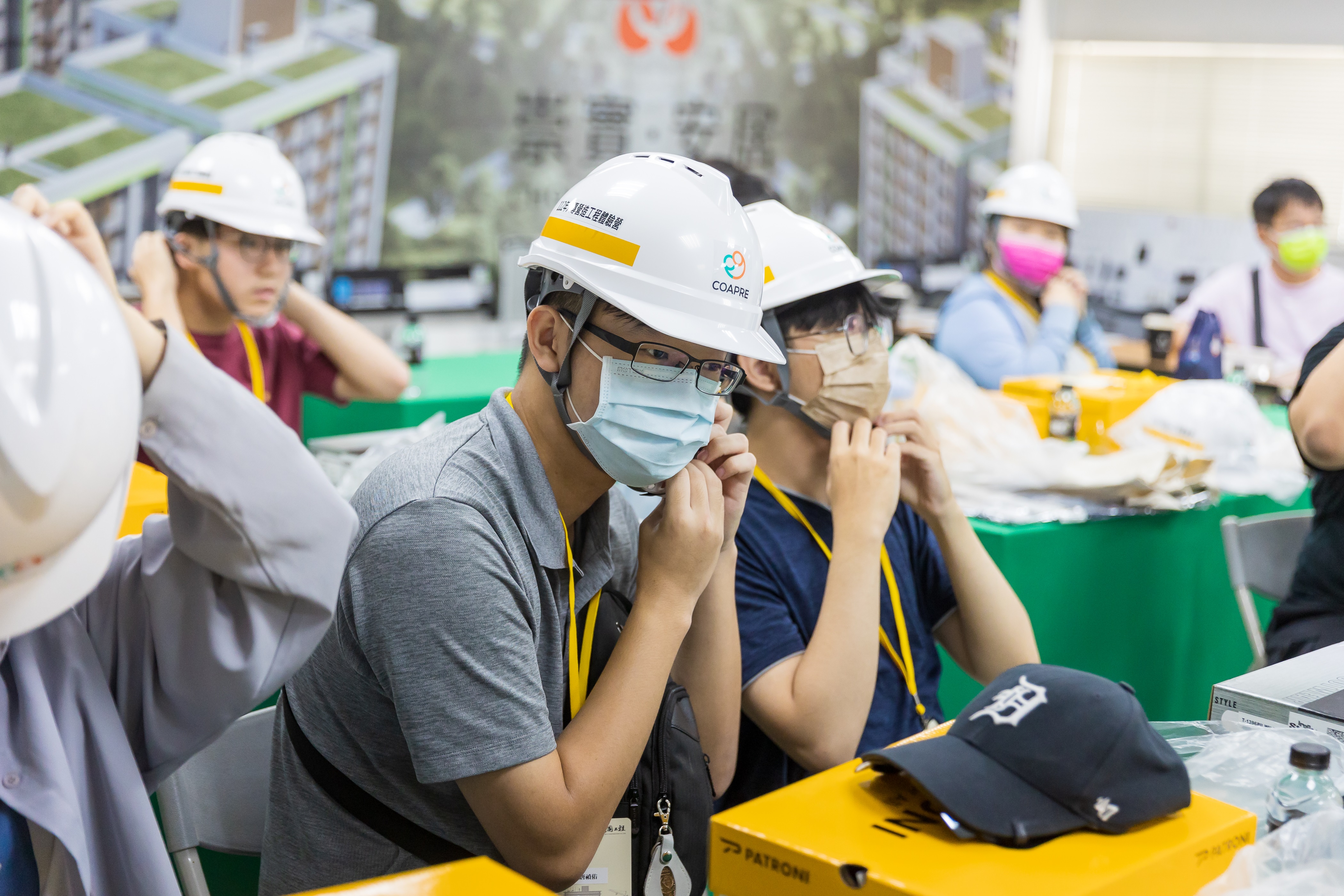 安全学習の第一歩、防護用具を知る