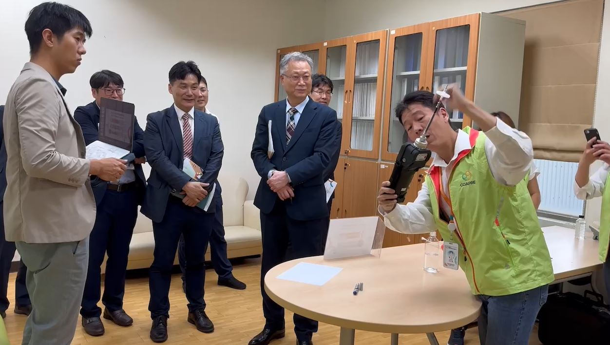 Demonstration of VOC gas detectors for workplace chemical monitoring