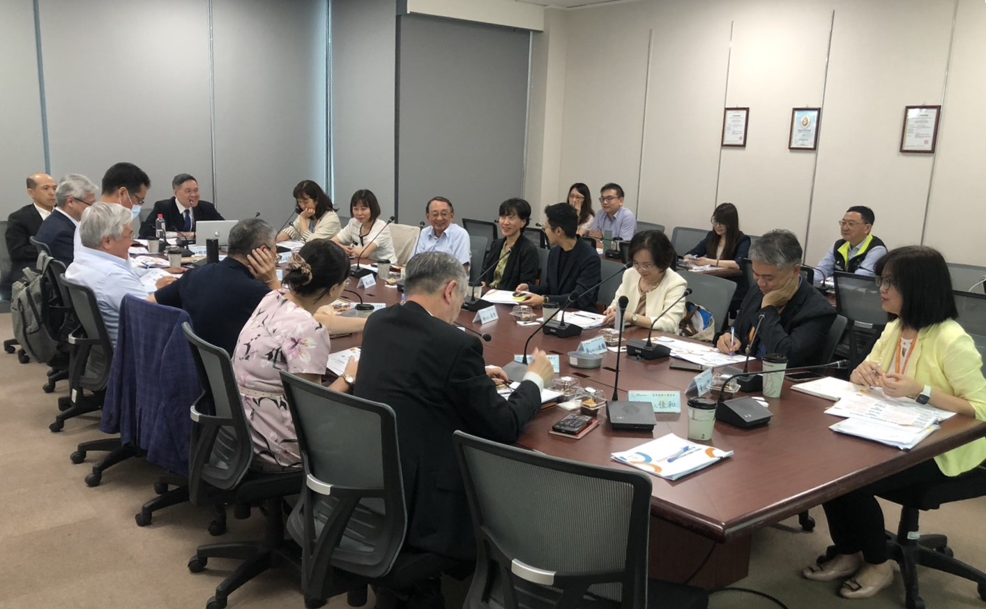 職災預防及重建中心6日召開第二屆第一次董事及監察人聯席會議