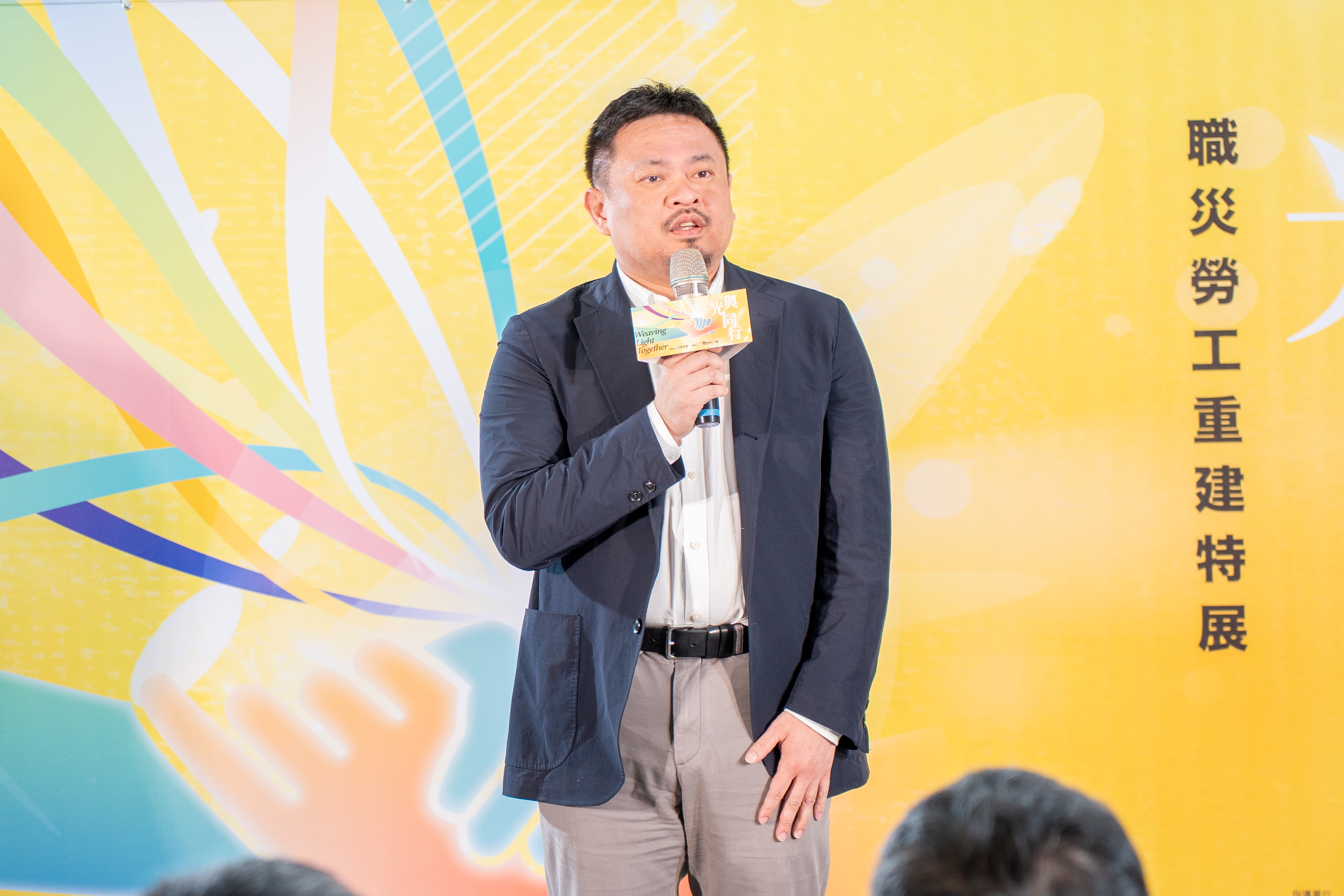 労働部の洪申翰部長はあいさつの中で、社会全体が職場の安全とリハビリサービスの重要性に注目することを期待すると述べました。