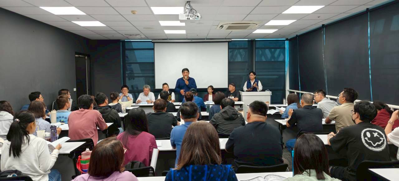 中部会場の講義後座談会