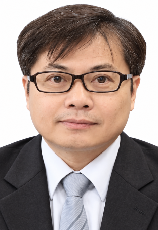專業白底證件肖像.png